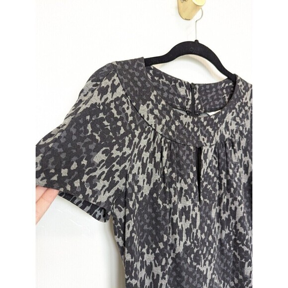 Trina Turk Shift Dress Womens Size‎ 4 Gray Short Sleeve Knit Office Academia - Picture 4 of 10